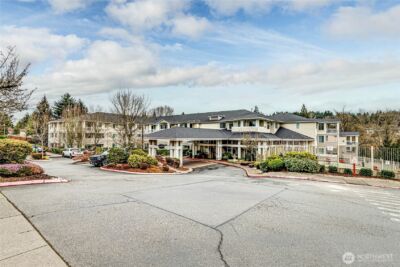 2220 132nd Avenue SE #A113, Bellevue, WA 98005-3977 - Photo 32