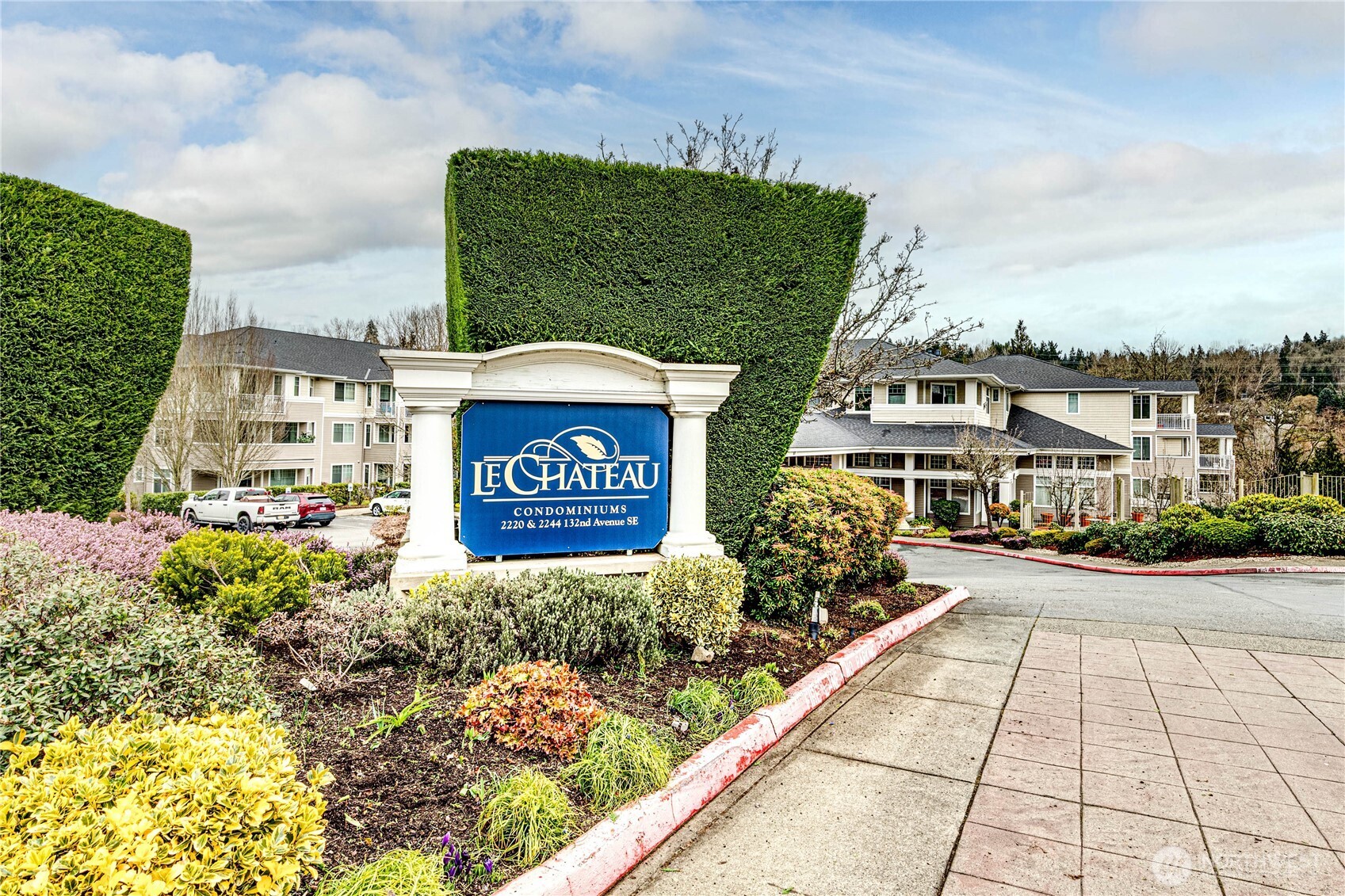 2220 132nd Avenue SE #A113, Bellevue, WA 98005-3977