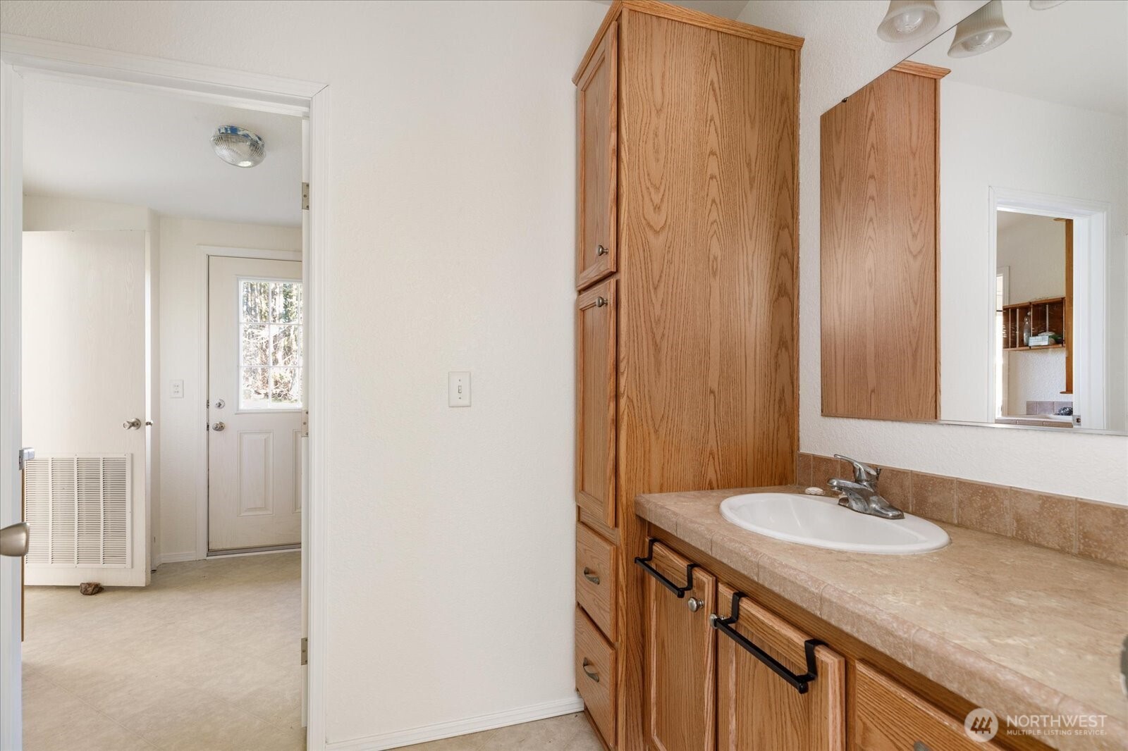 4522 Monkey Hill Road , Oak Harbor, WA 98277