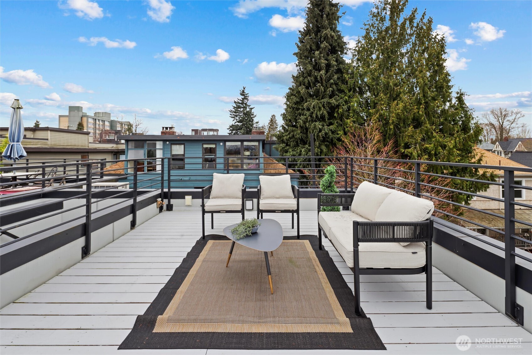 609 15th Avenue E, Seattle, WA 98112