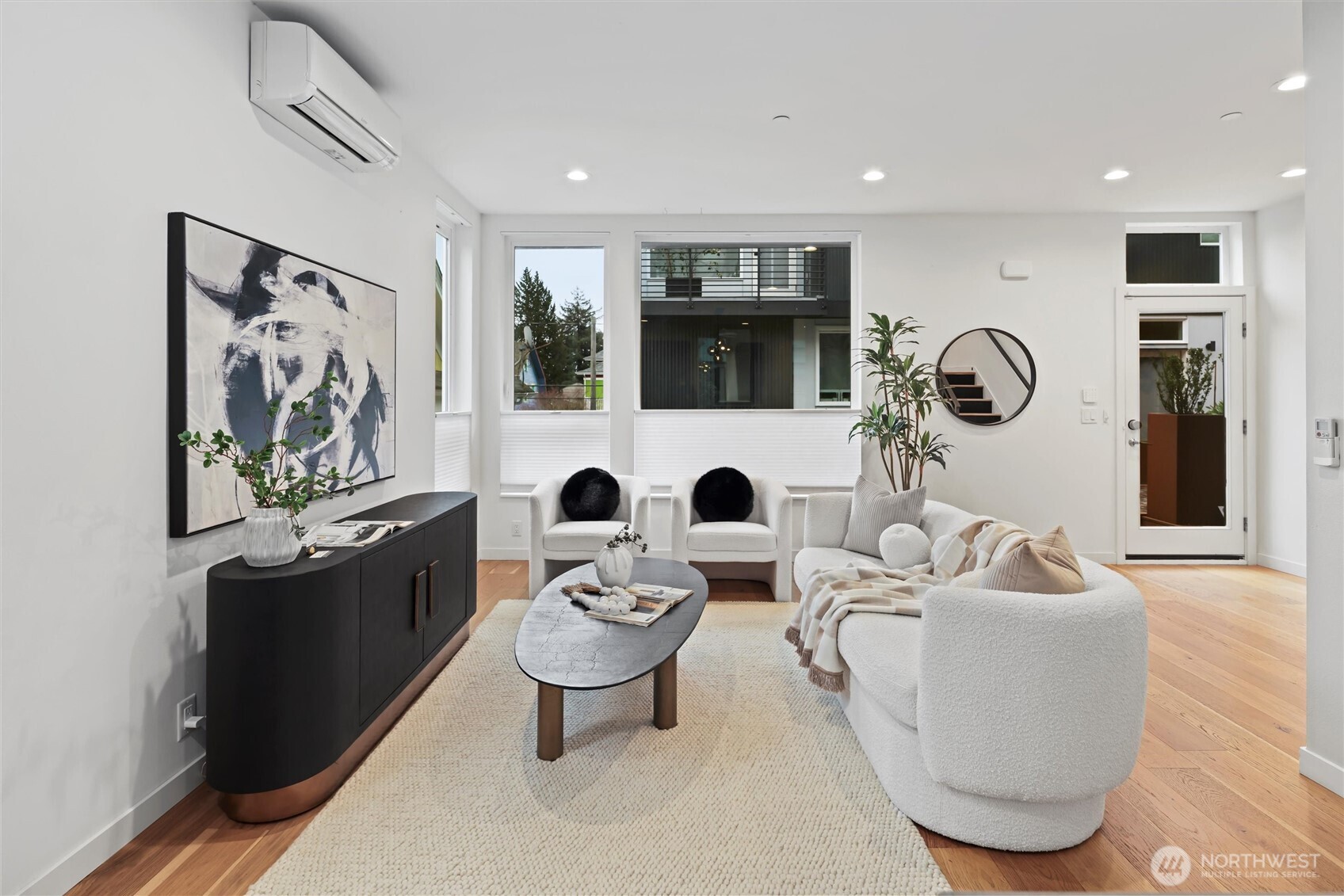 609 15th Avenue E, Seattle, WA 98112