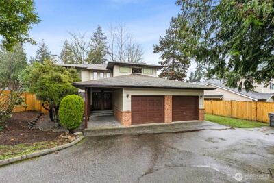 15215 Larch Way , Lynnwood, WA 98087 - Photo 2