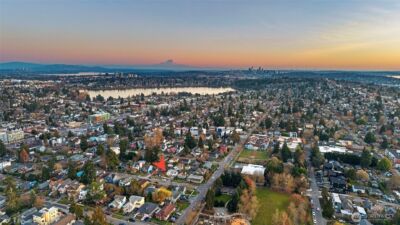 721 N 88th Street , Seattle, WA 98103 - Photo 19