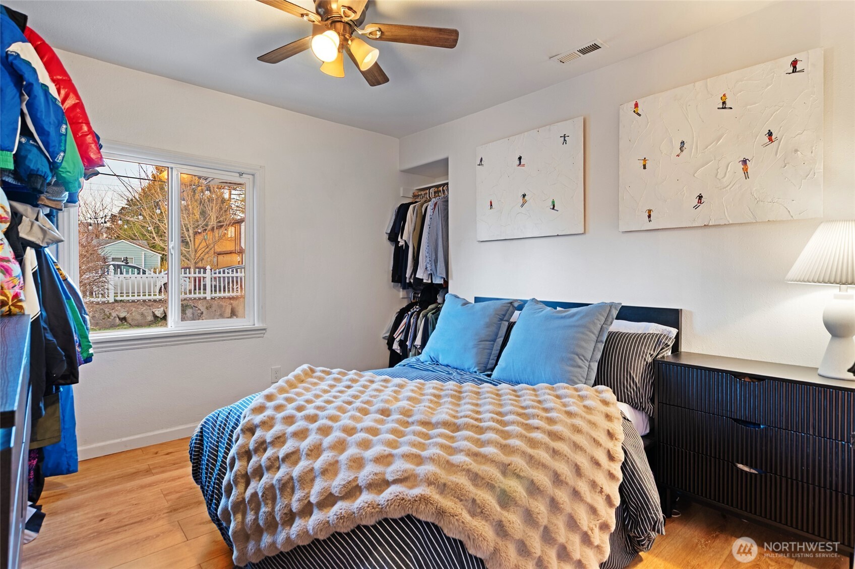 721 N 88th Street , Seattle, WA 98103