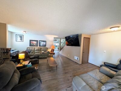 18103 81st Street E, Bonney Lake, WA 98391-7026 - Photo 8