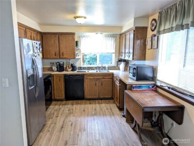 18103 81st Street E, Bonney Lake, WA 98391-7026 - Photo 9