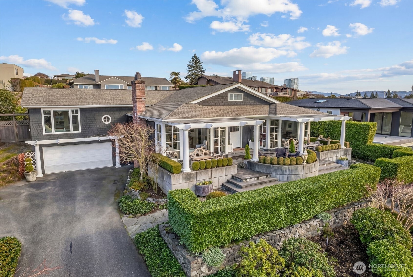 9400 Vineyard Crest , Bellevue, WA 98004
