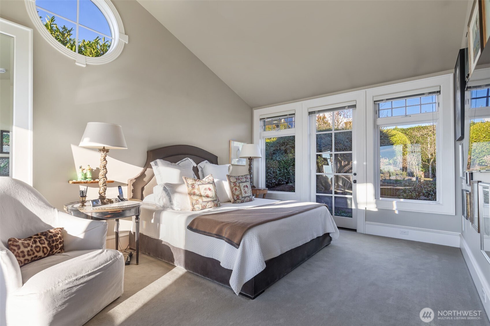 9400 Vineyard Crest , Bellevue, WA 98004