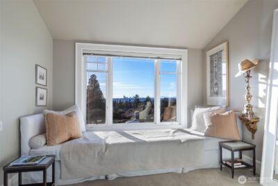 9400 Vineyard Crest , Bellevue, WA 98004 - Photo 24