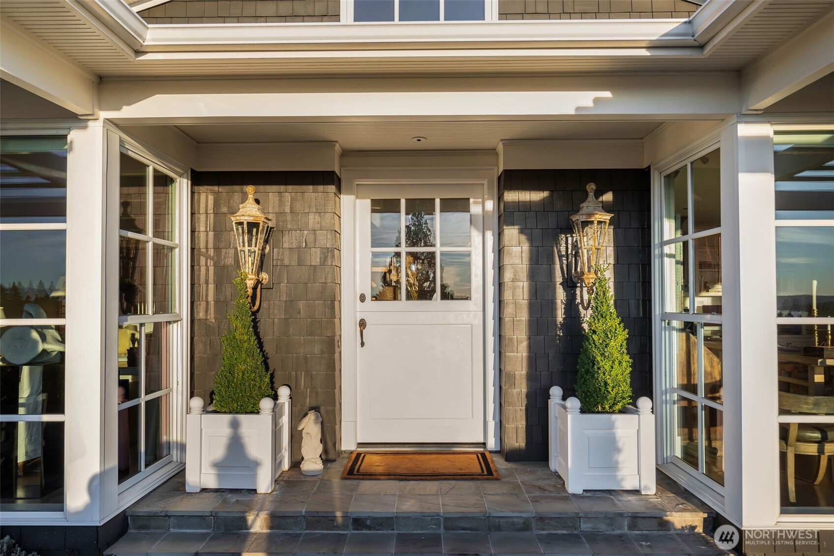 9400 Vineyard Crest , Bellevue, WA 98004