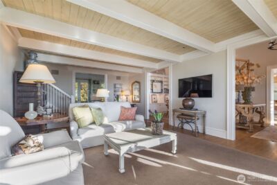 9400 Vineyard Crest , Bellevue, WA 98004 - Photo 10