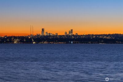 175 Lake Avenue W, Kirkland, WA 98033 - Photo 2