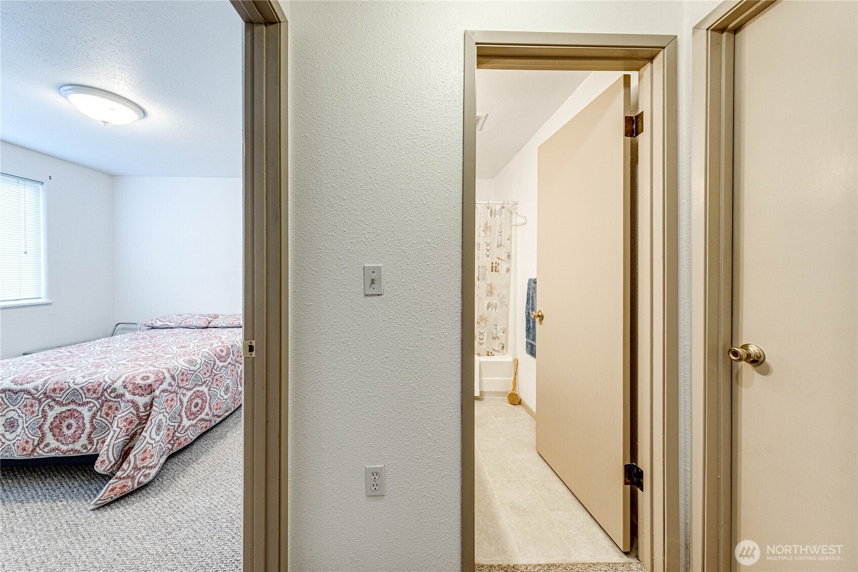 97 S Elderberry Avenue , Forks, WA 98331