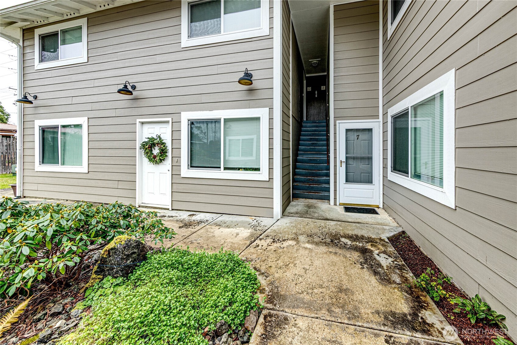 97 S Elderberry Avenue , Forks, WA 98331