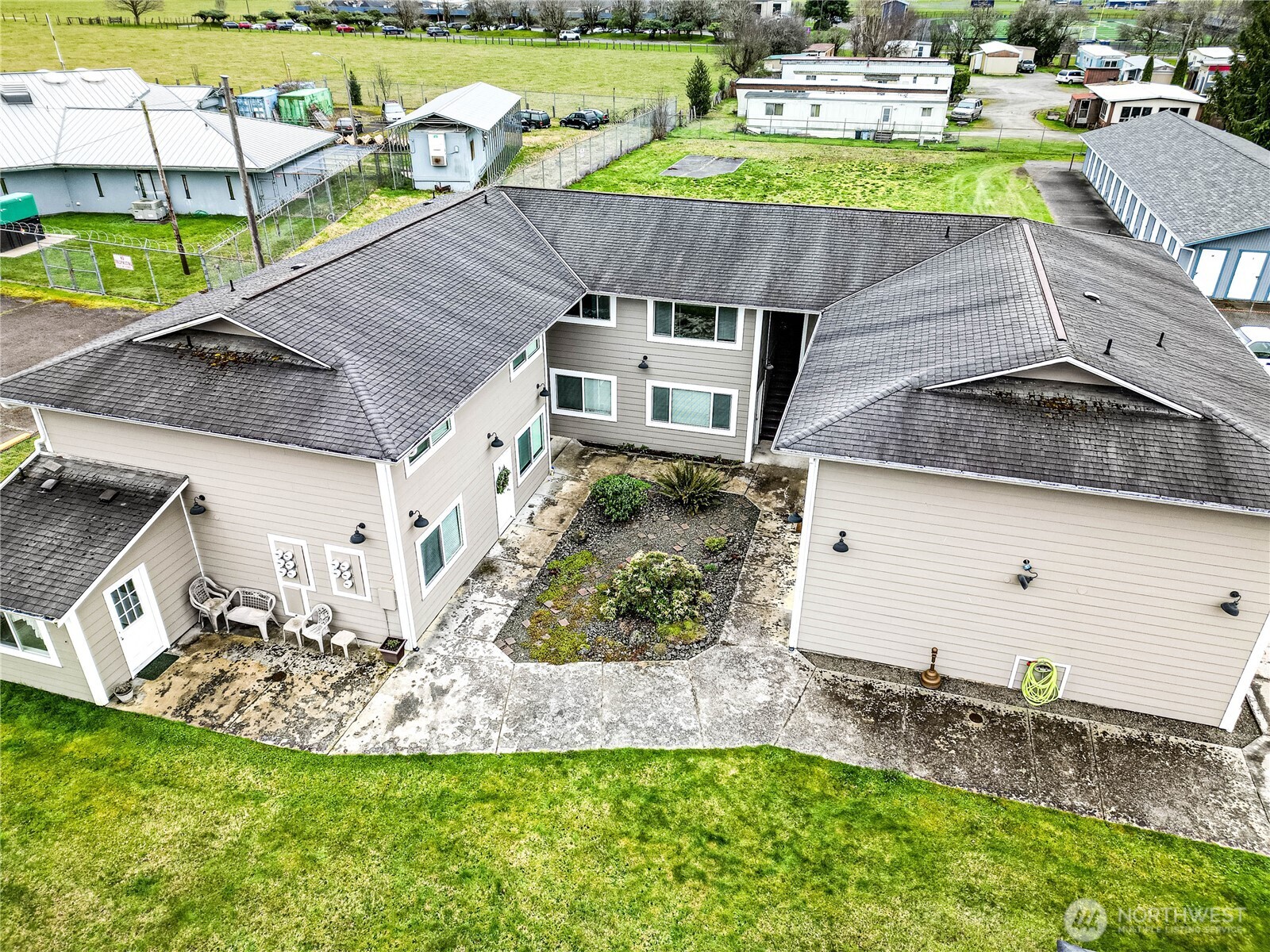 97 S Elderberry Avenue , Forks, WA 98331