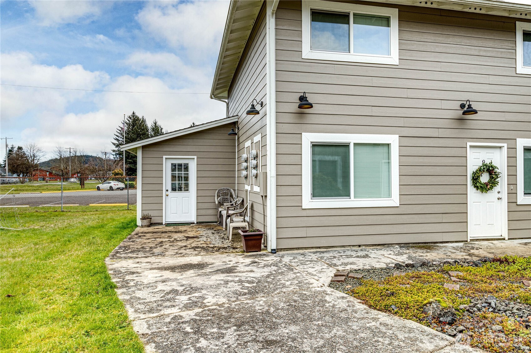 97 S Elderberry Avenue , Forks, WA 98331