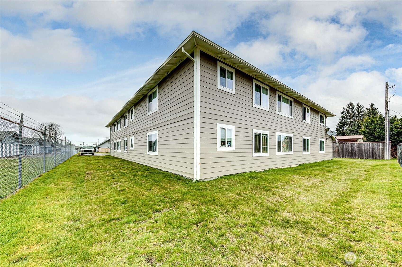 97 S Elderberry Avenue , Forks, WA 98331