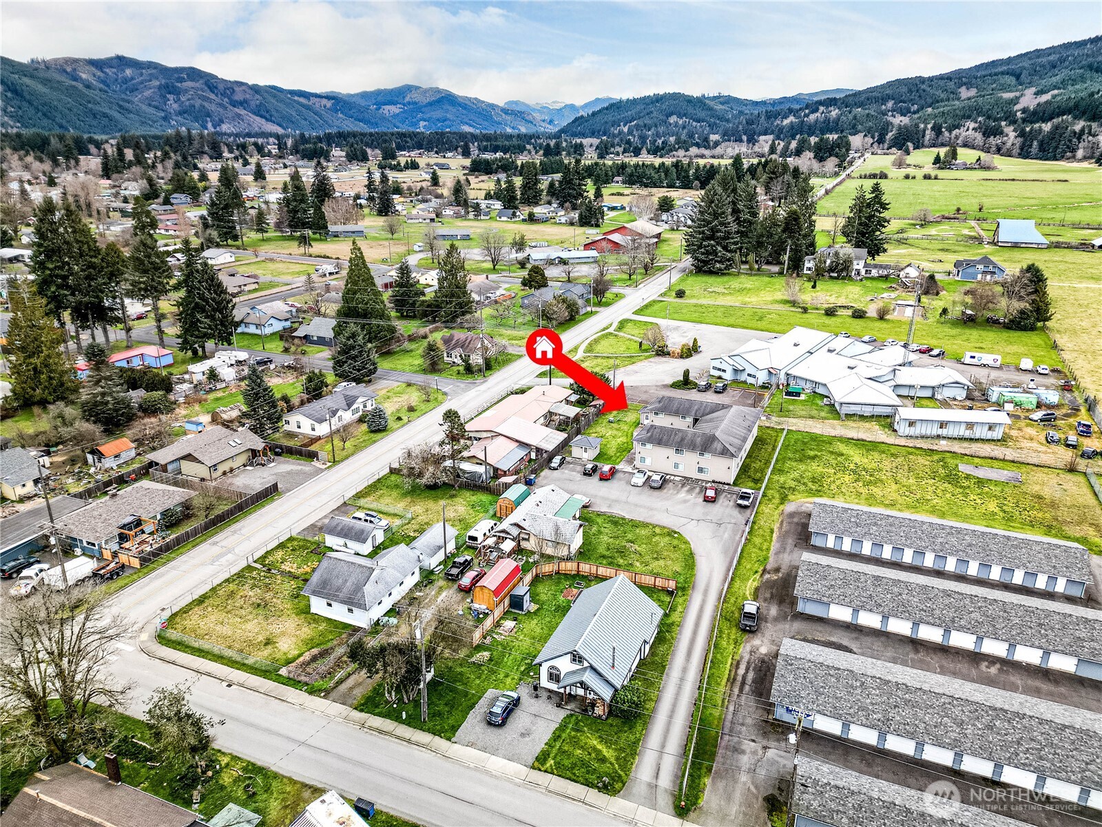 97 S Elderberry Avenue , Forks, WA 98331