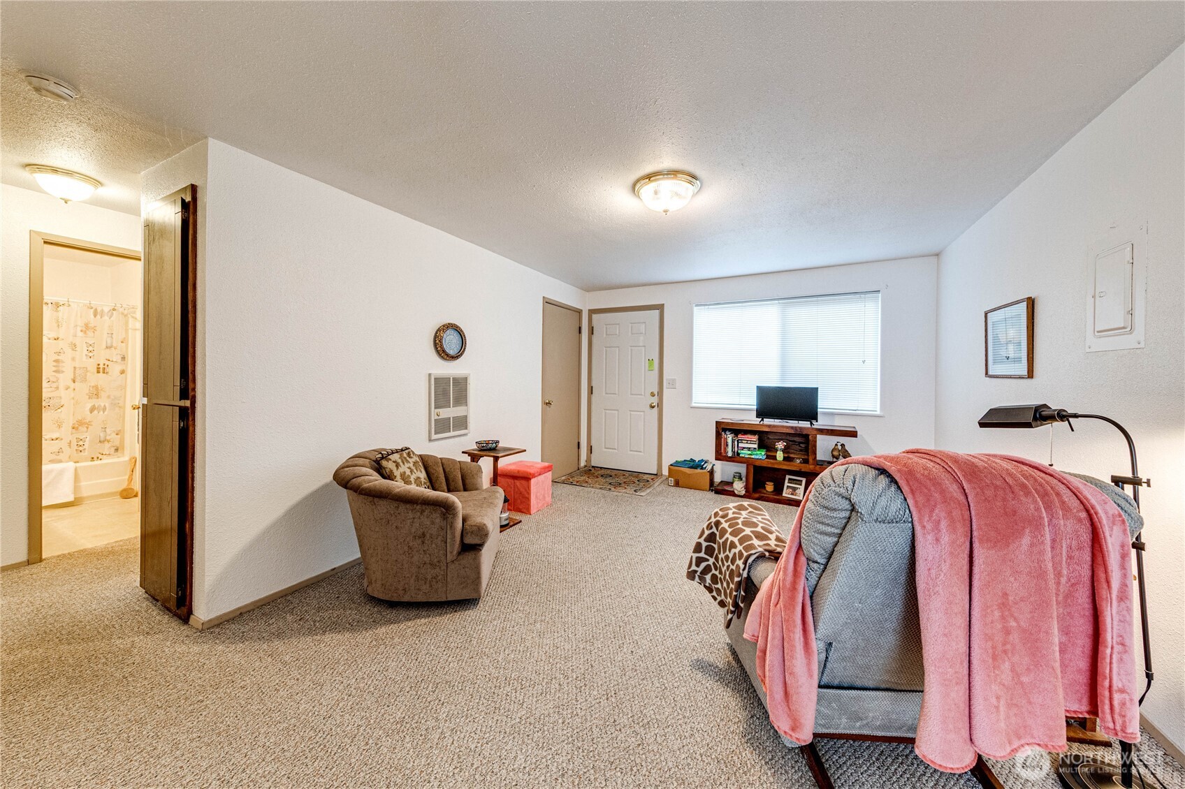 97 S Elderberry Avenue , Forks, WA 98331