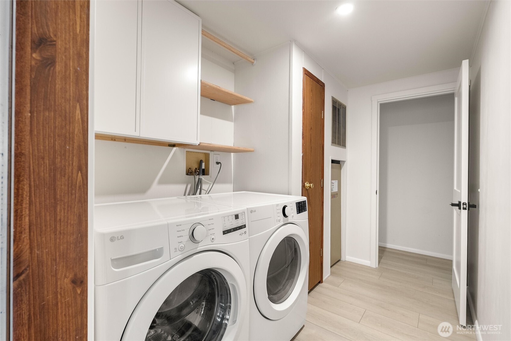 28000 NE 142nd Place #121, Duvall, WA 98019