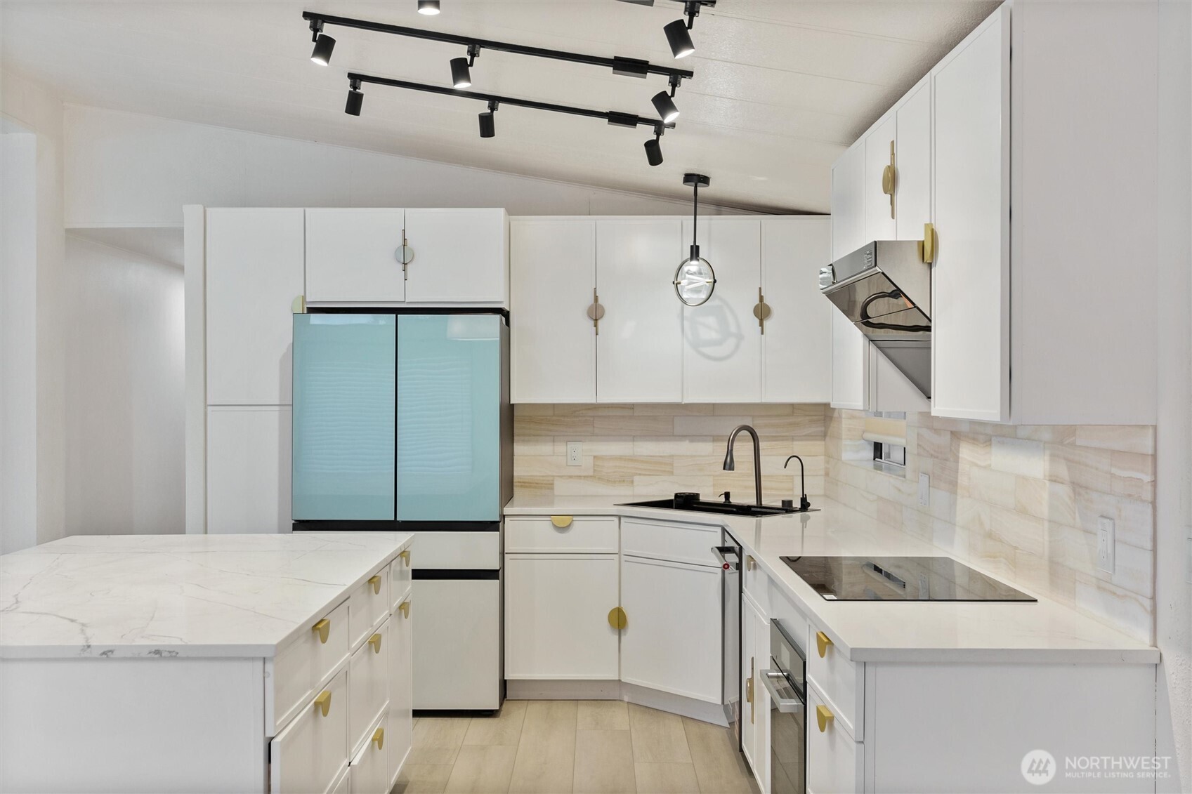 28000 NE 142nd Place #121, Duvall, WA 98019