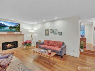 4629 W Lake Sammamish Parkway SE #H206, Issaquah, WA 98027 - Photo 11