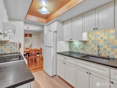 4629 W Lake Sammamish Parkway SE #H206, Issaquah, WA 98027 - Photo 3