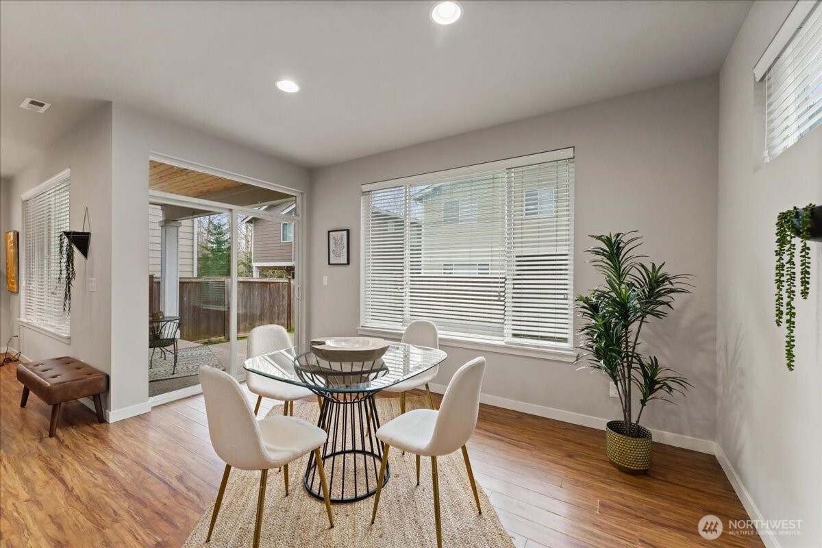 12107 SE 294th Court , Auburn, WA 98092