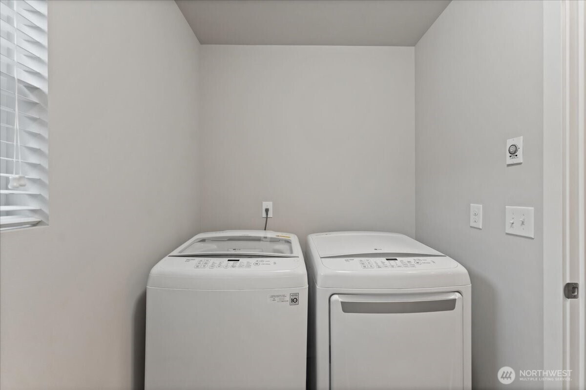 12107 SE 294th Court , Auburn, WA 98092