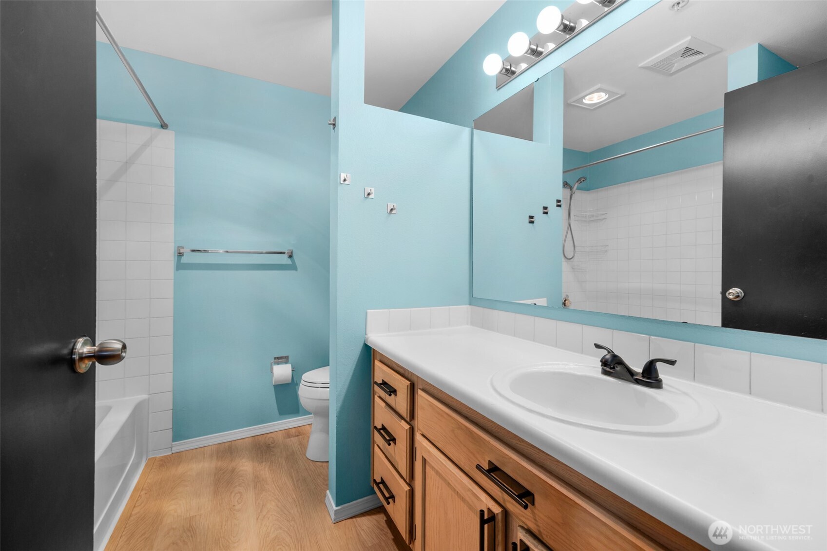 1001 W Casino Road #A303, Everett, WA 98204