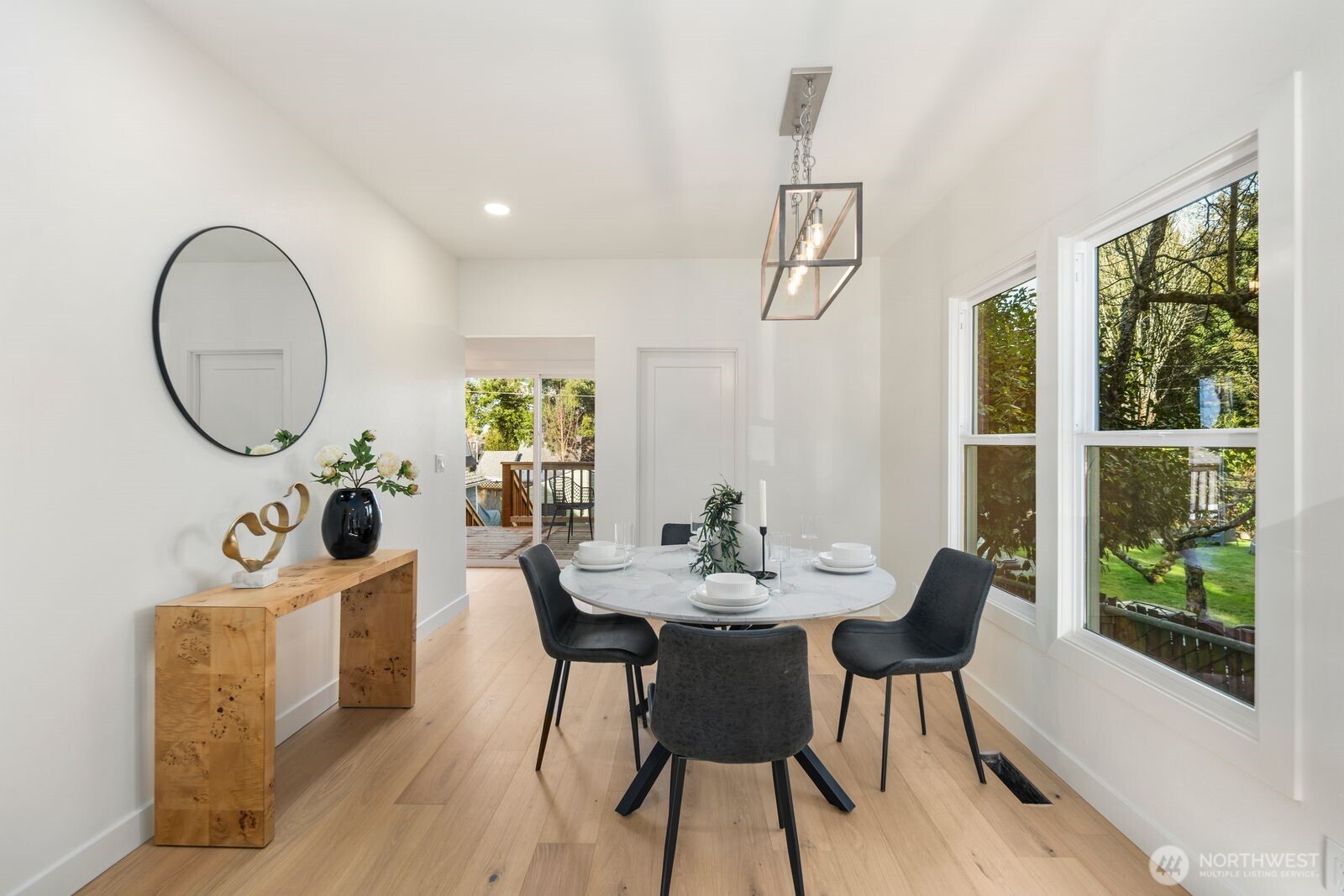 1121 N M Street , Tacoma, WA 98403-1524