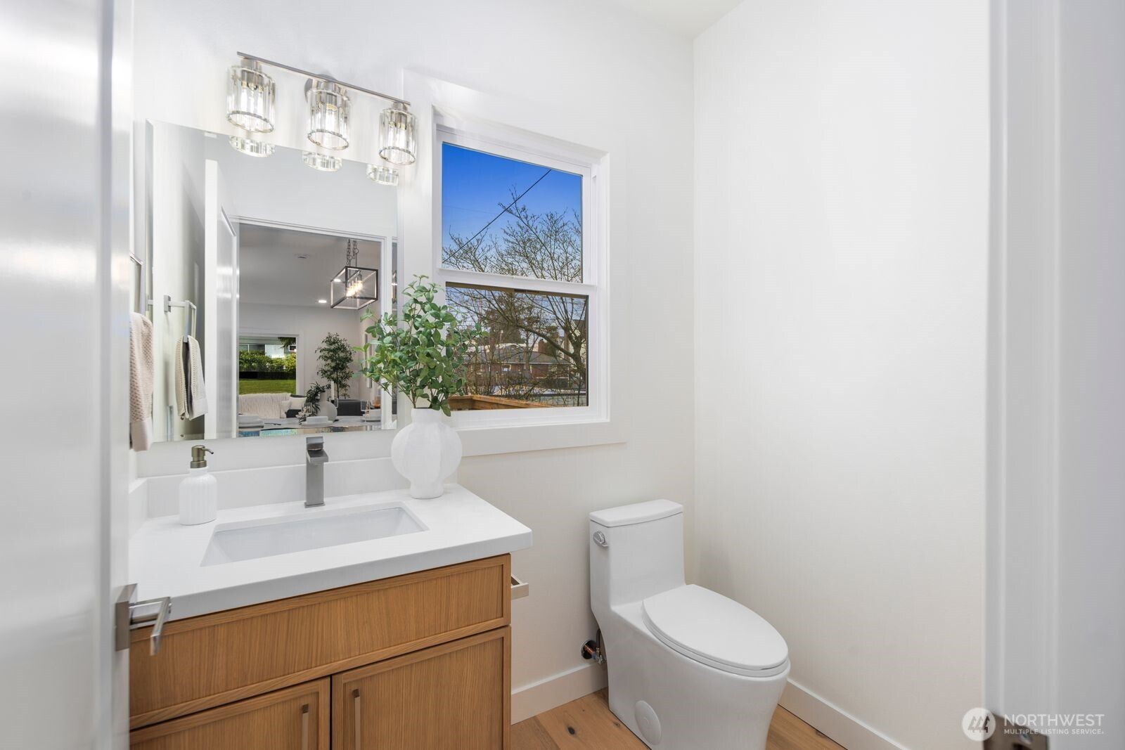 1121 N M Street , Tacoma, WA 98403-1524