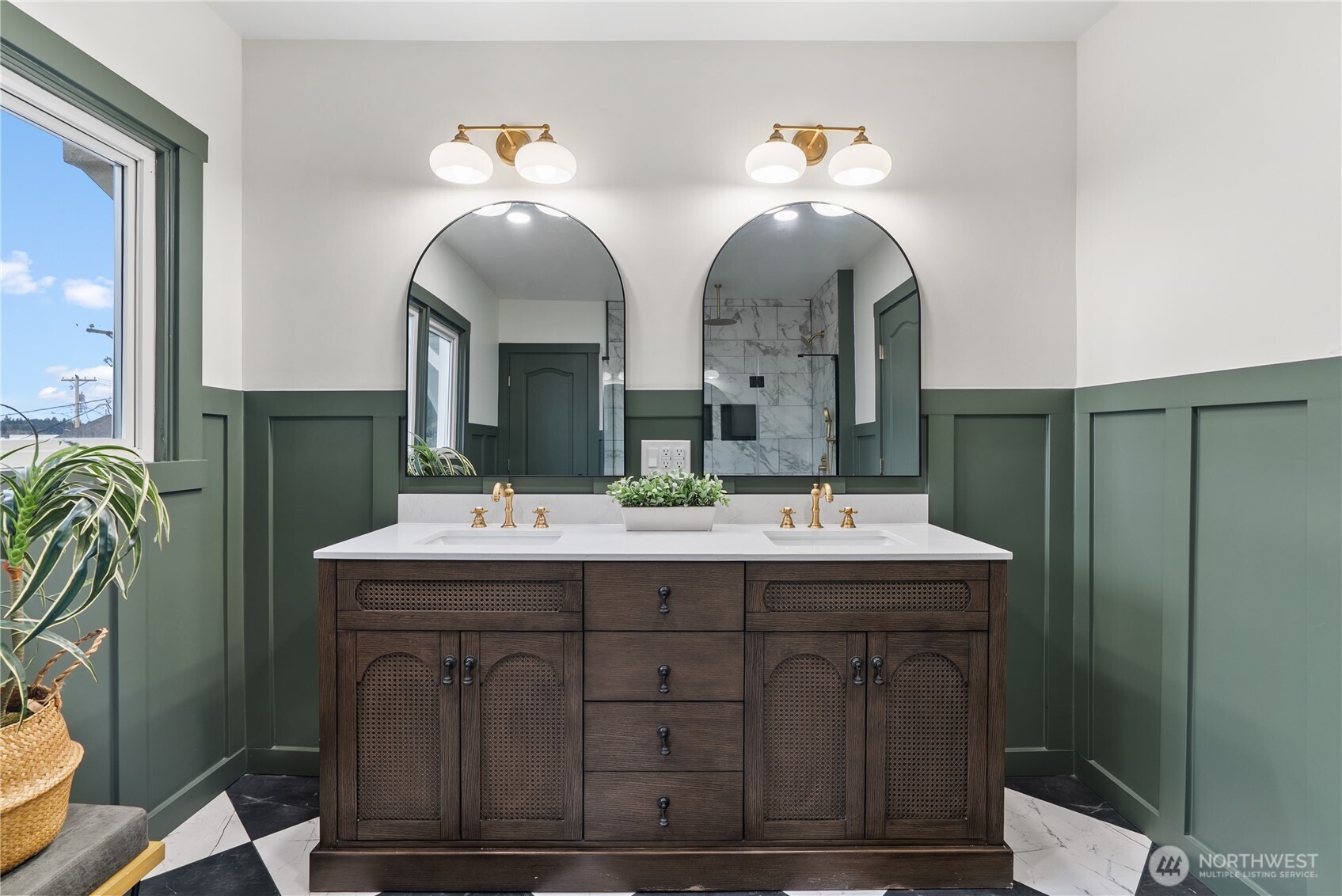 6206 S Warner Street , Tacoma, WA 98409