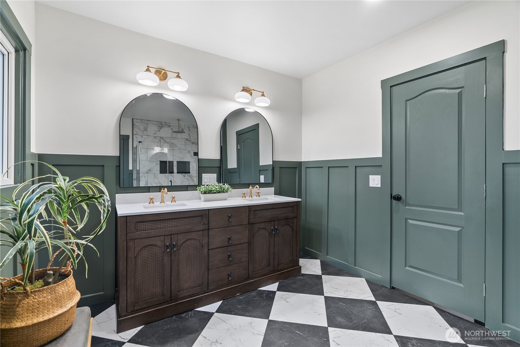 6206 S Warner Street , Tacoma, WA 98409