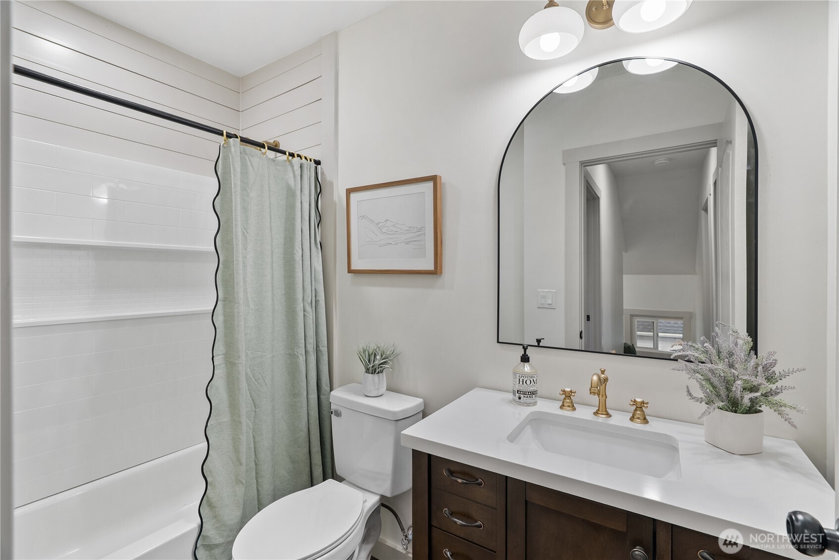 6206 S Warner Street , Tacoma, WA 98409