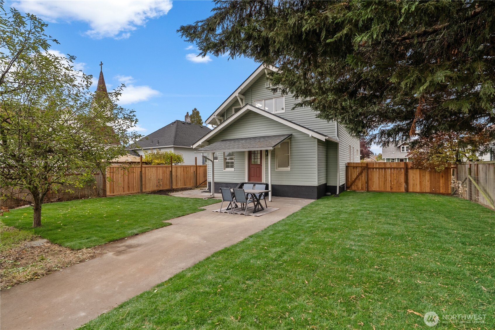 6206 S Warner Street , Tacoma, WA 98409