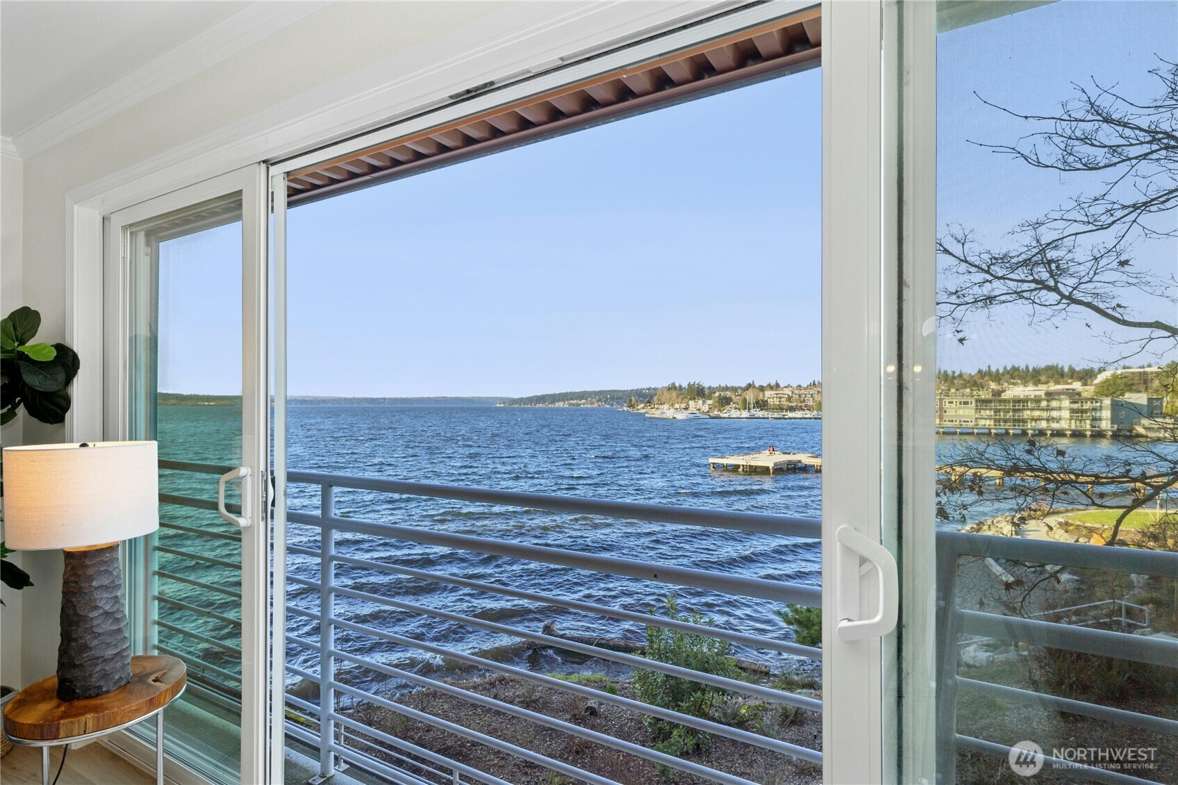 733 Lake Street S #202, Kirkland, WA 98033