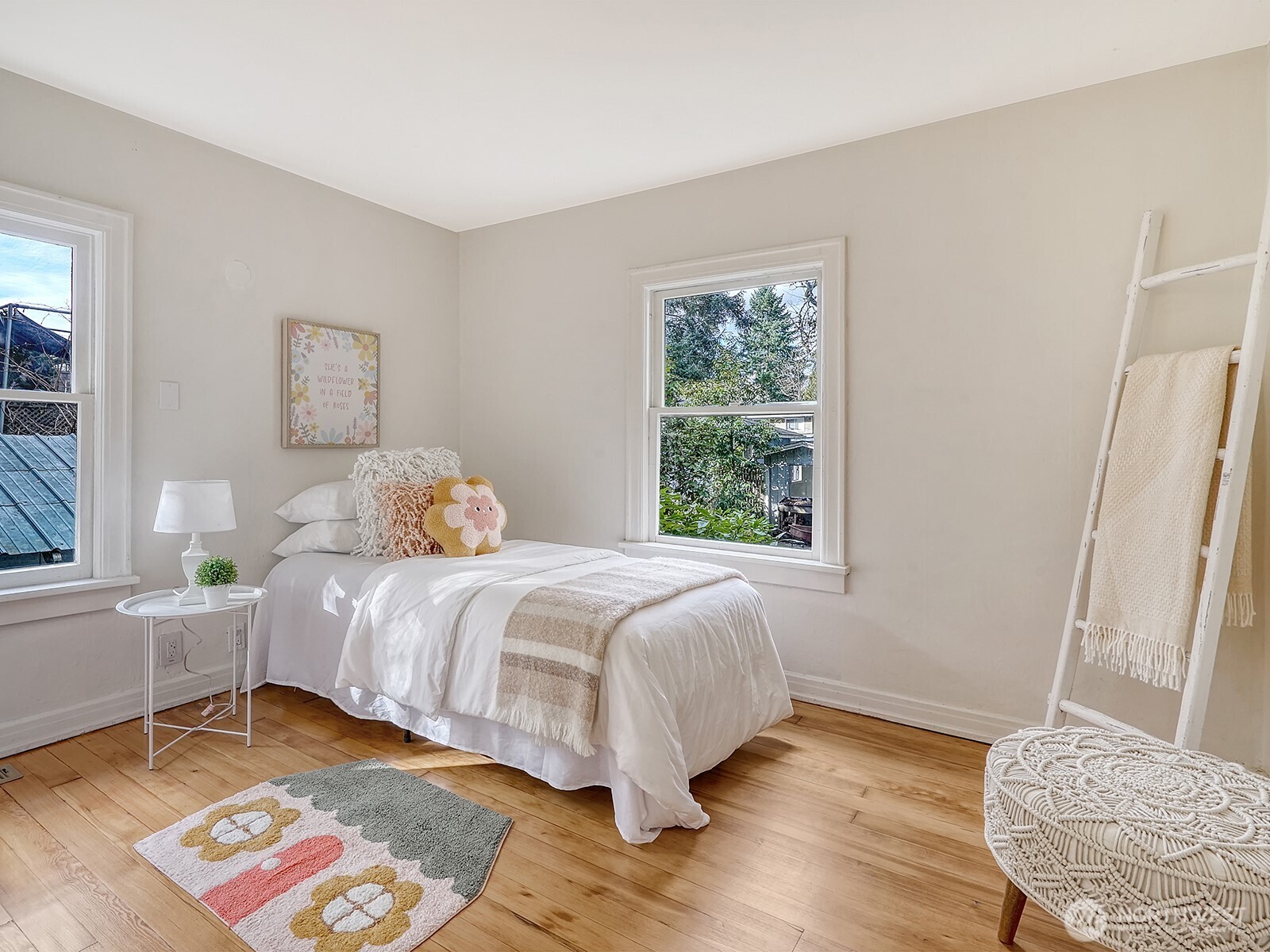 2337 NE 86th Street , Seattle, WA 98115-3317