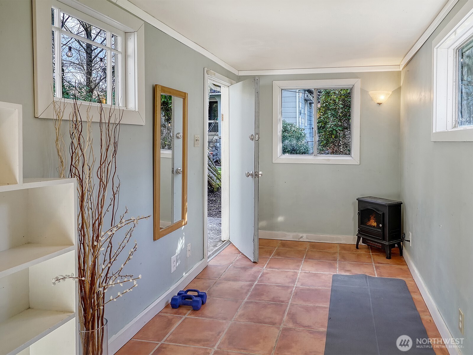 2337 NE 86th Street , Seattle, WA 98115-3317