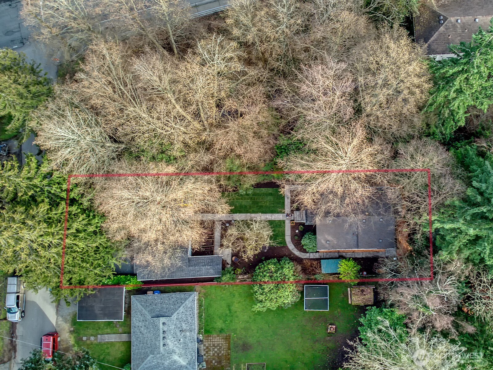 2337 NE 86th Street , Seattle, WA 98115-3317