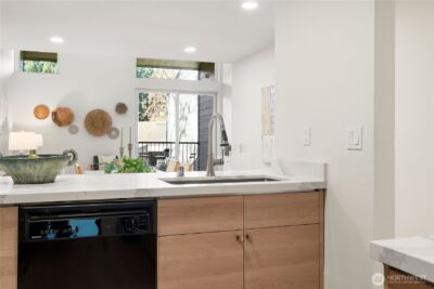 6439 139th Avenue NE #19, Redmond, WA 98052 - Photo 12