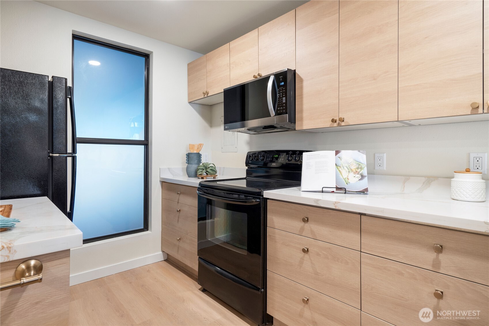 6439 139th Avenue NE #19, Redmond, WA 98052