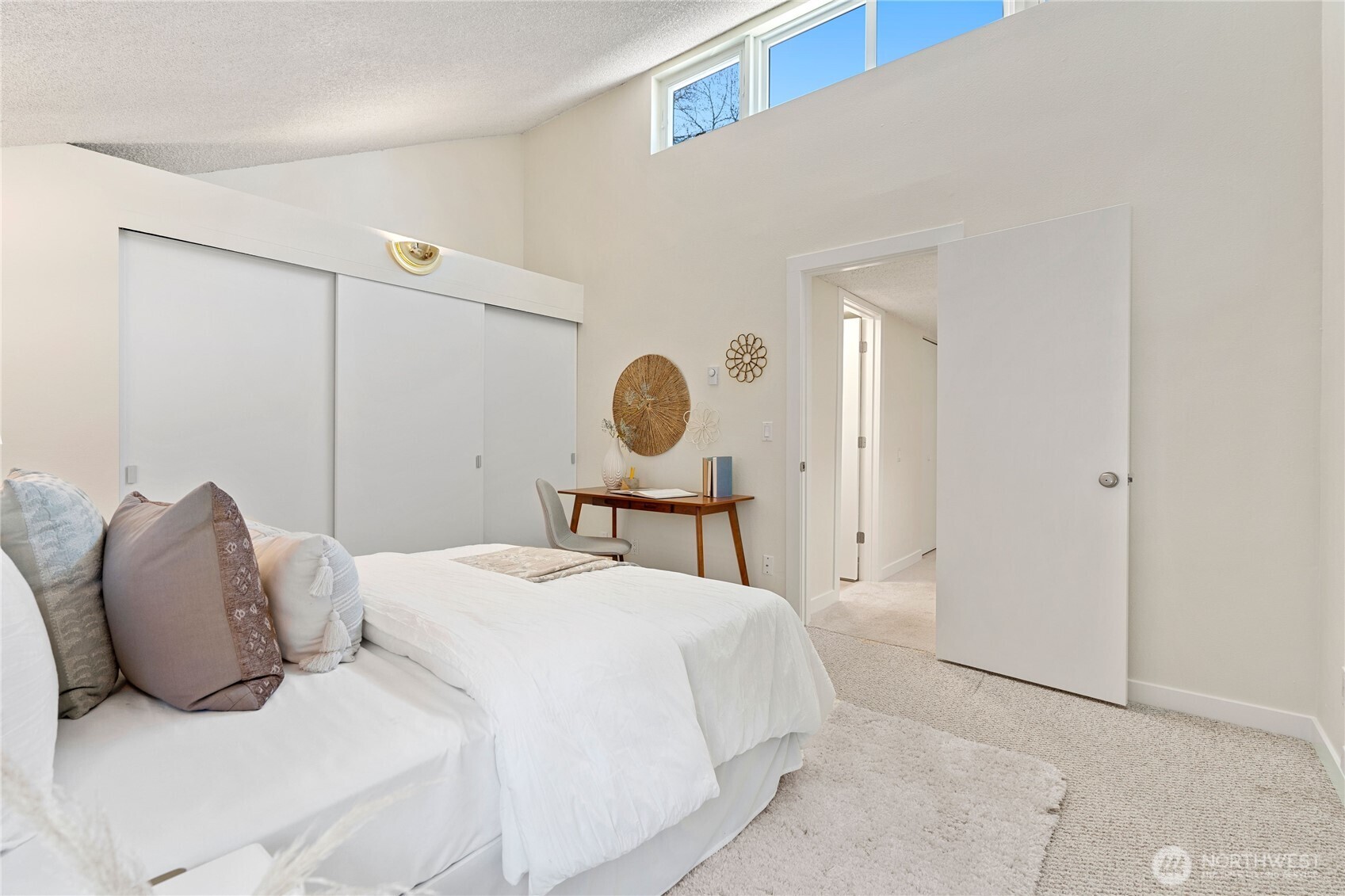 6439 139th Avenue NE #19, Redmond, WA 98052