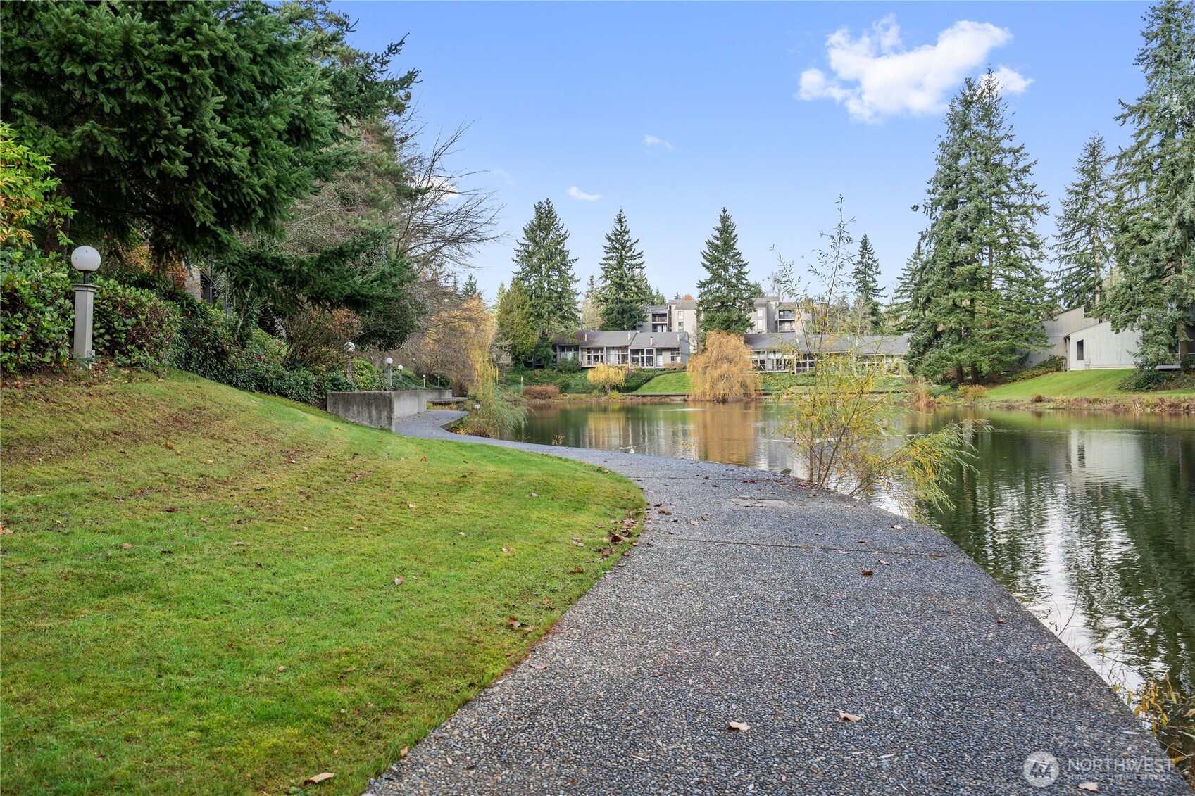 6439 139th Avenue NE #19, Redmond, WA 98052