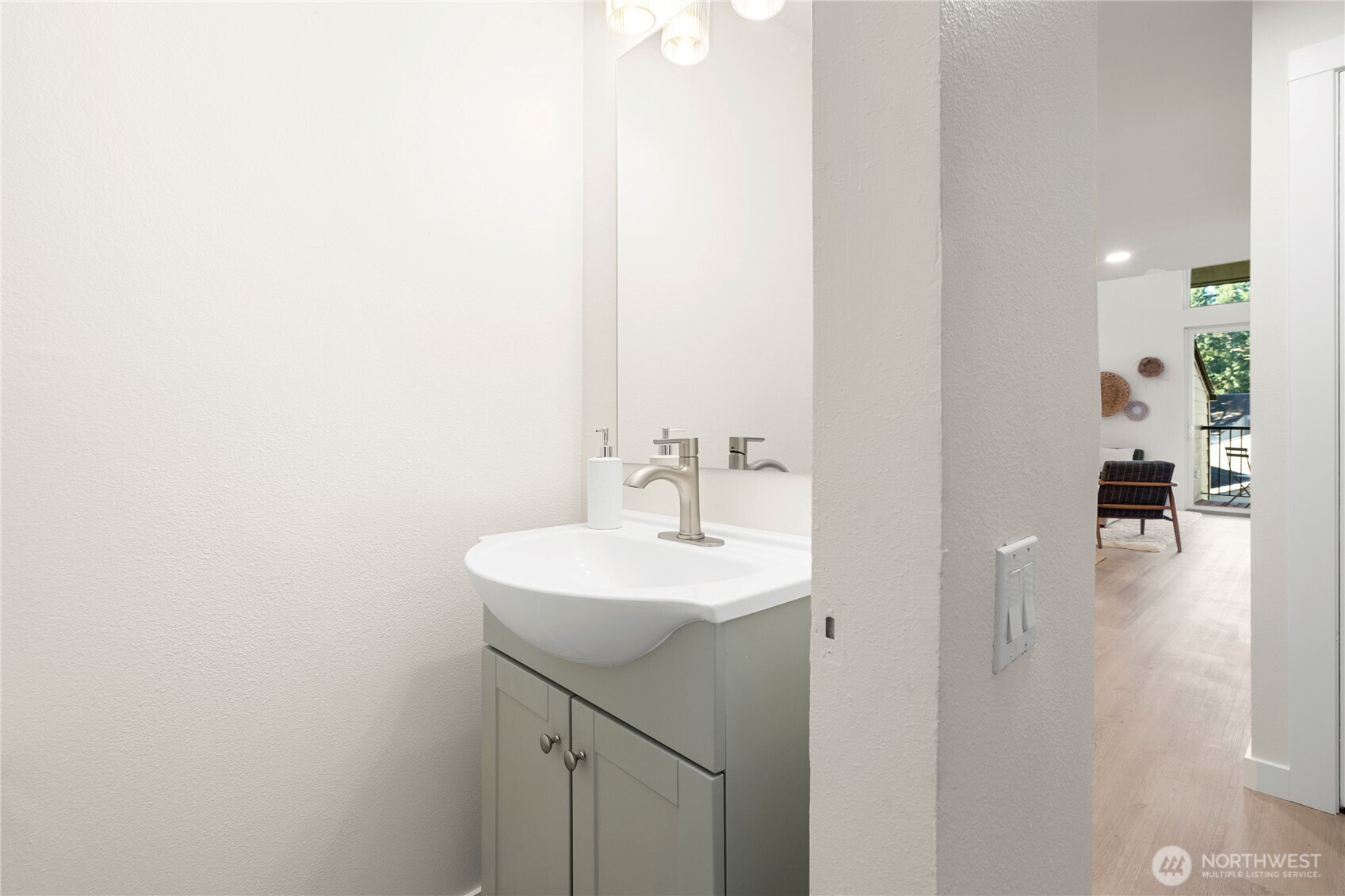 6439 139th Avenue NE #19, Redmond, WA 98052