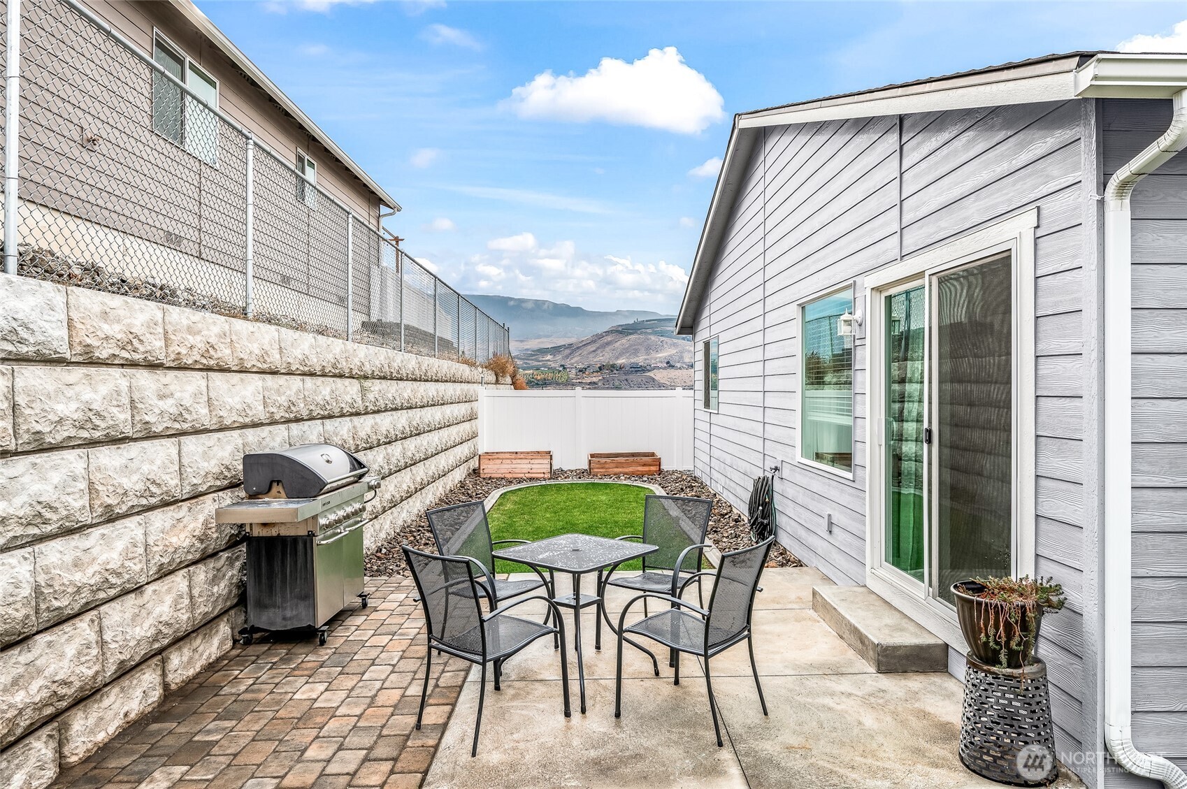 2205 SE Marlette Road , East Wenatchee, WA 98802