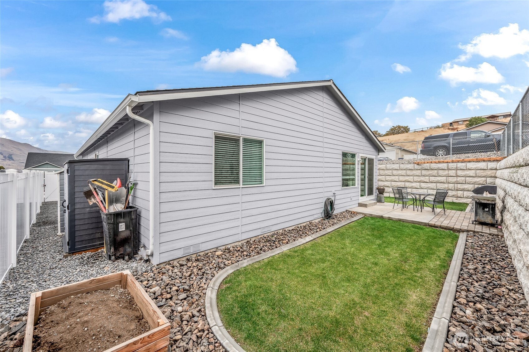 2205 SE Marlette Road , East Wenatchee, WA 98802