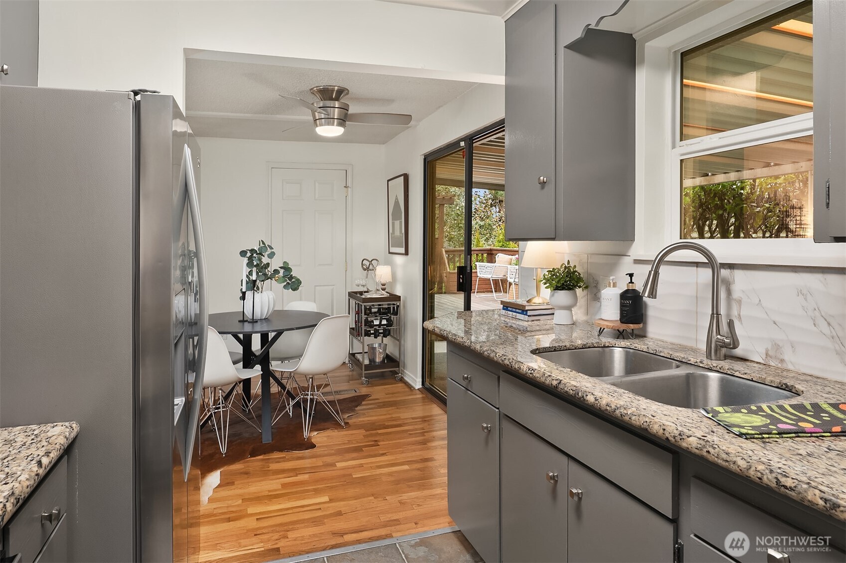 2821 SW Trenton Street , Seattle, WA 98126