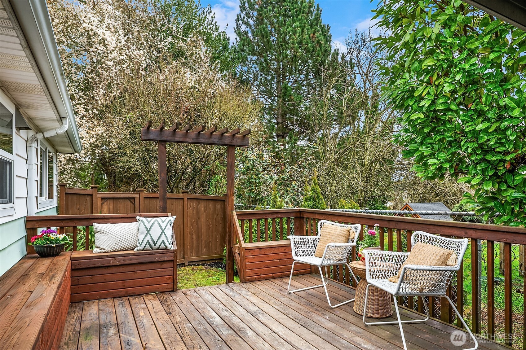 2821 SW Trenton Street , Seattle, WA 98126