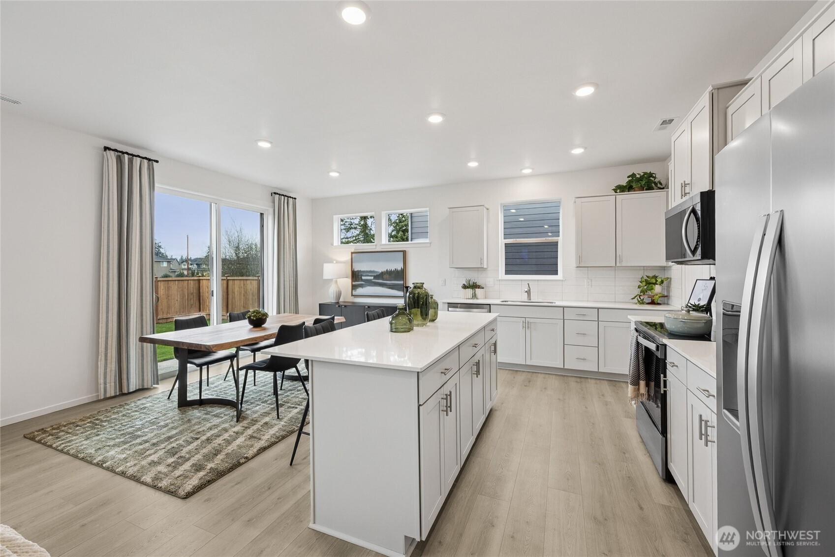 12806 8th Avenue E #2, Tacoma, WA 98445